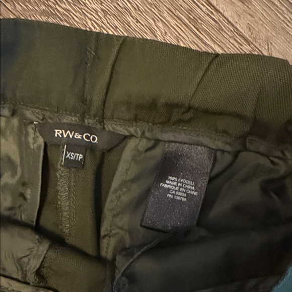 RW& Co Olive Green loose dress Pants - Picture 2 of 5